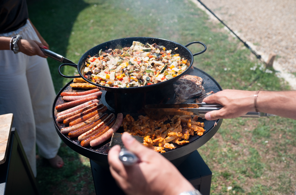 5 Mythes sur la Cuisine au Brasero : Laissez Vos Préjugés Derrière la Flamme !