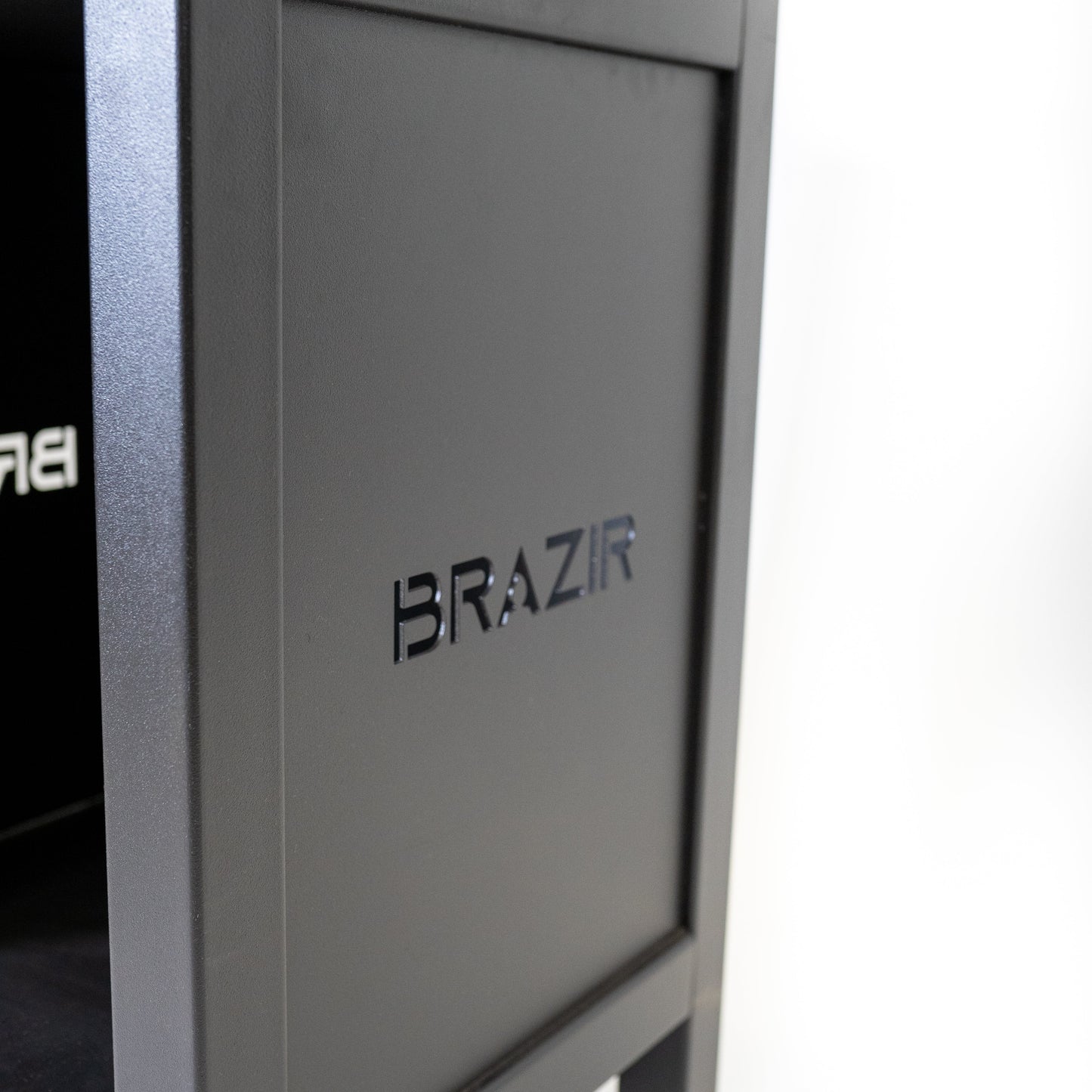 Brazir Mini Square 640 Black XL